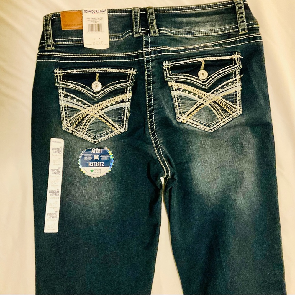 Wallflower Bootcut Jeans!